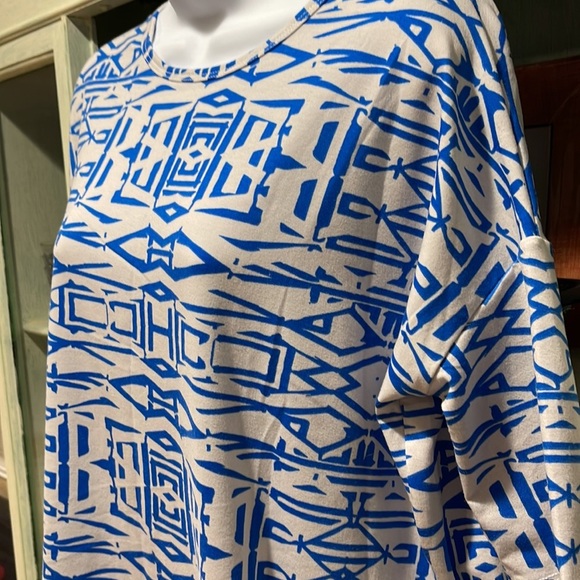 LuLaRoe Irma - Picture 3 of 4